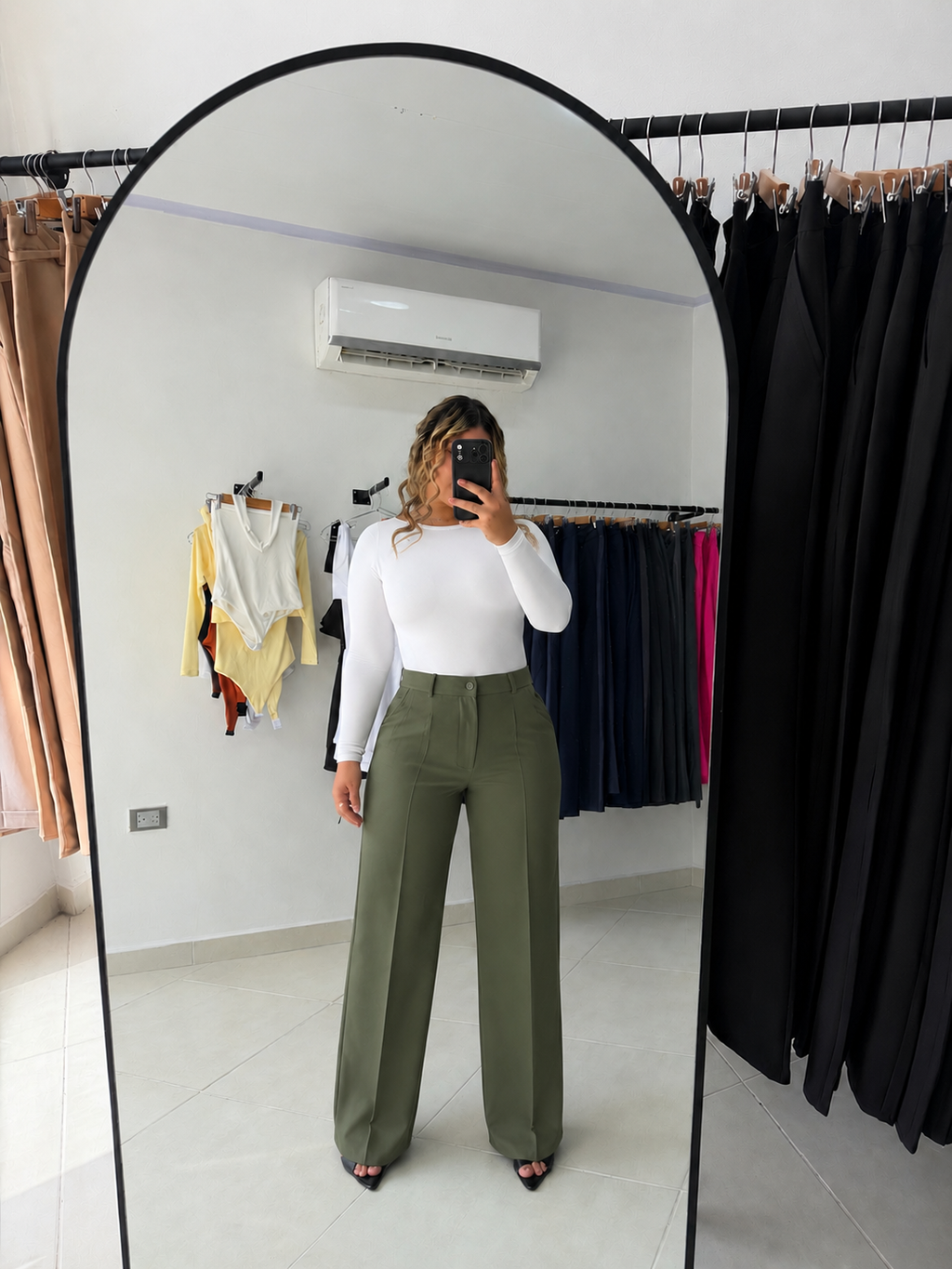 Pantalón línea frontal