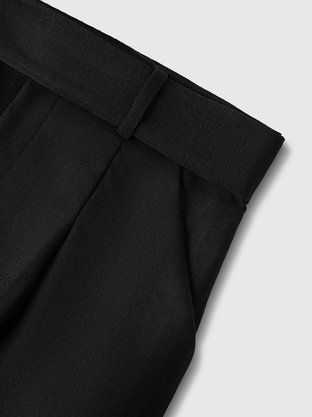 Pantalon pretina corbata