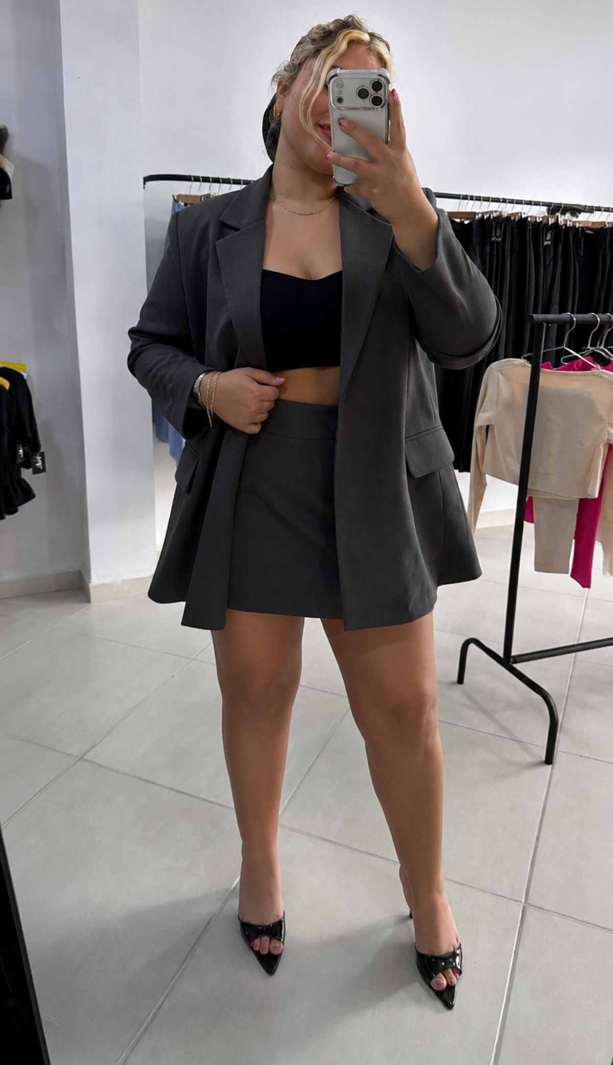 Falda y blazer