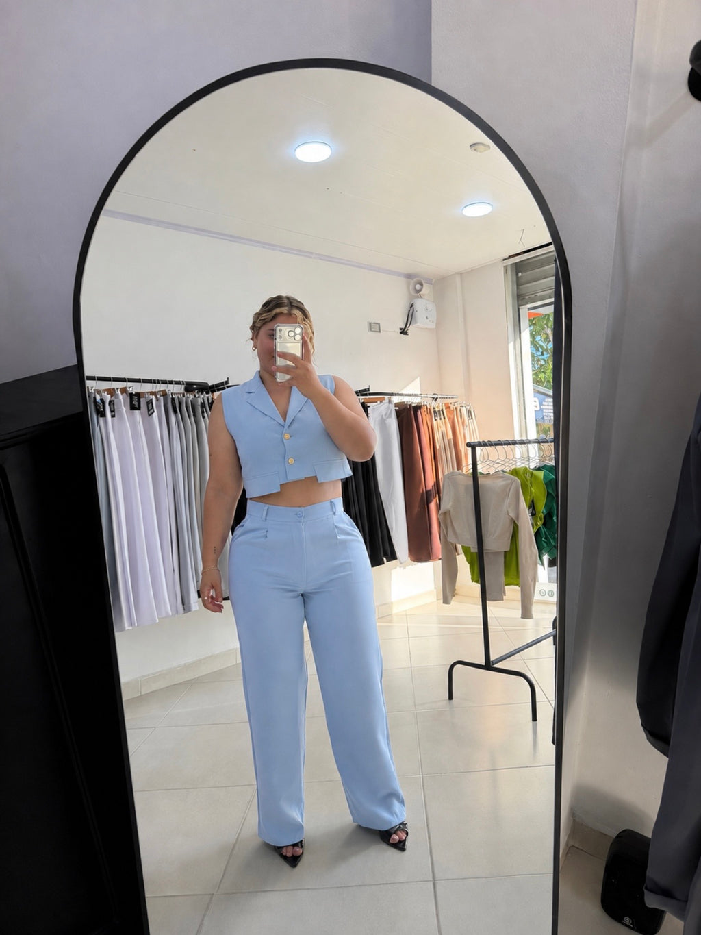 Chaleco más pantalón