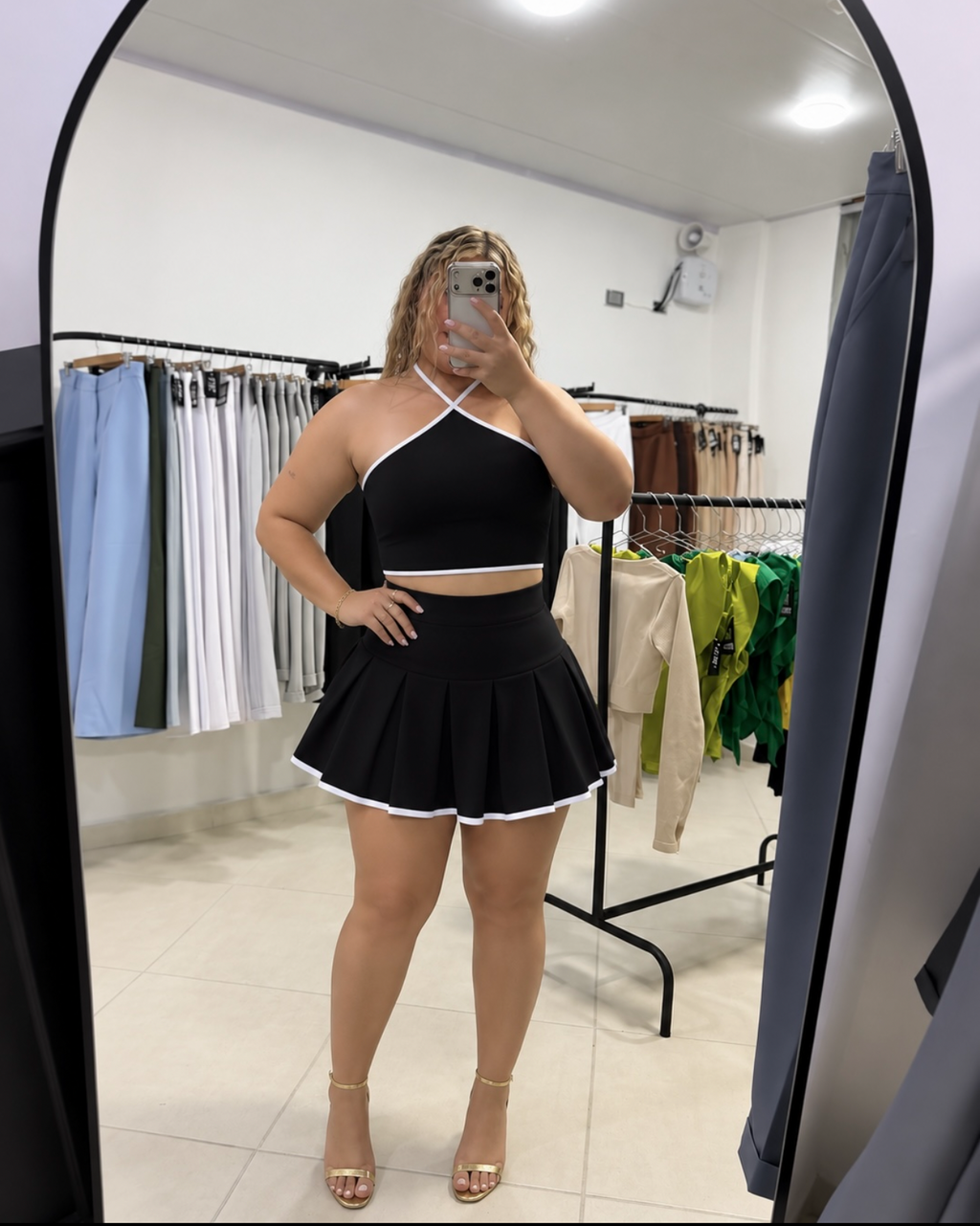 Faldashort de pliegues más top
