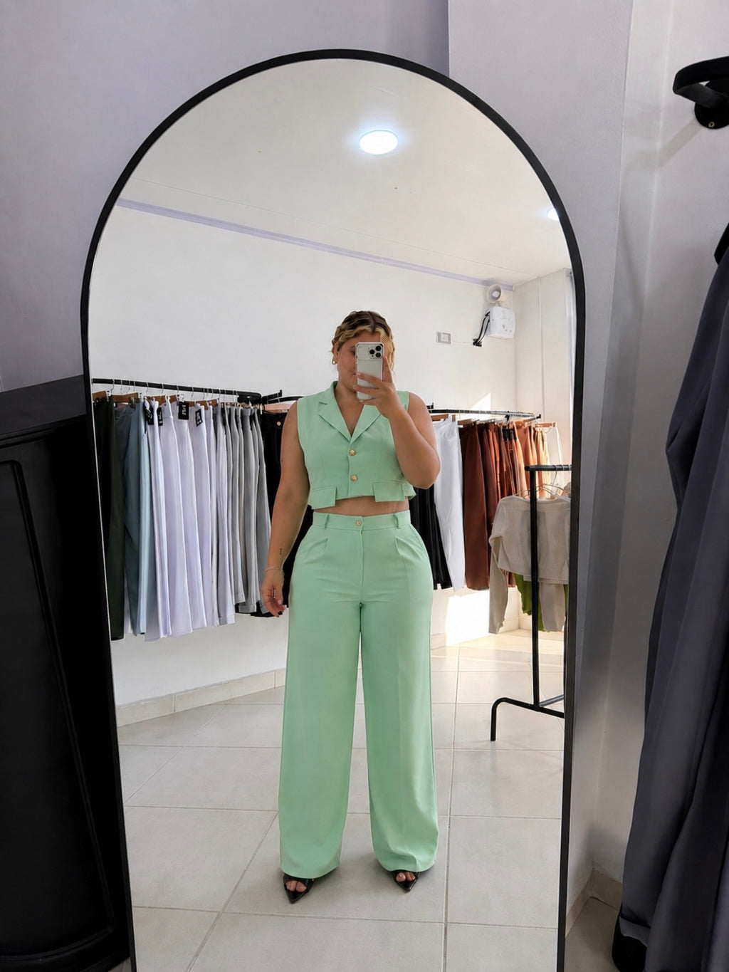 Chaleco más pantalón