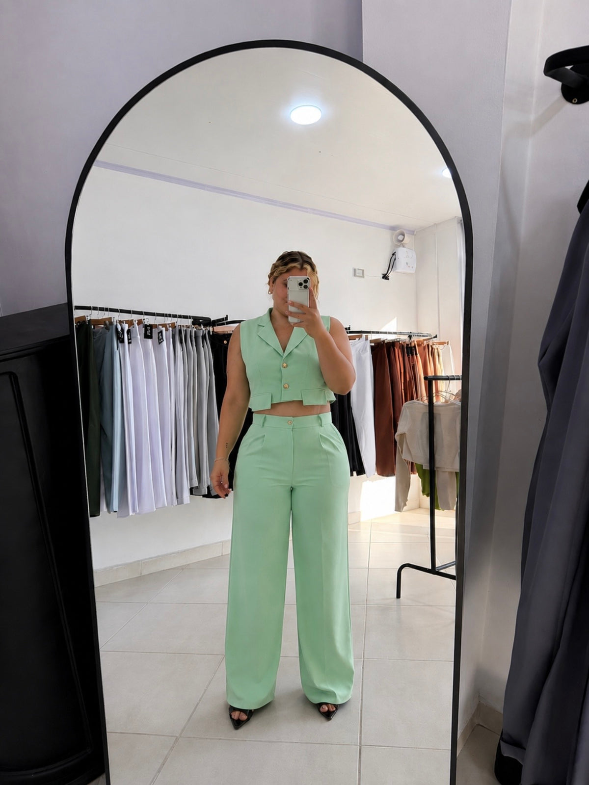 Chaleco más pantalón
